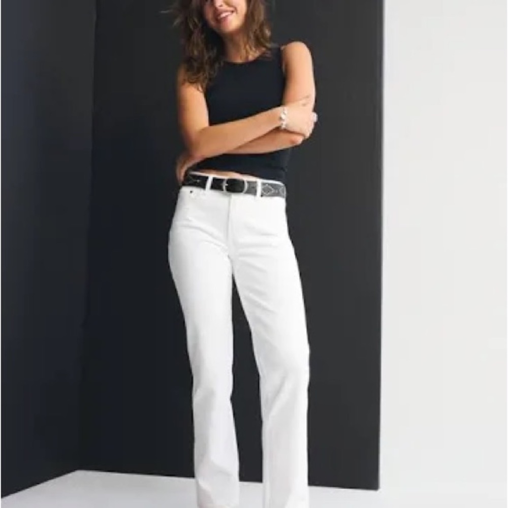 Abercrombie & Fitch Straight-Leg White Women’s Jeans